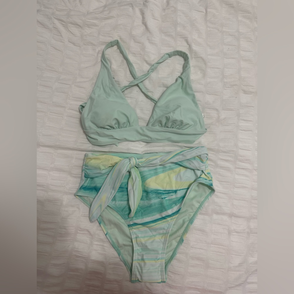 Cupshe Mint Green and Pastel Bikini Set